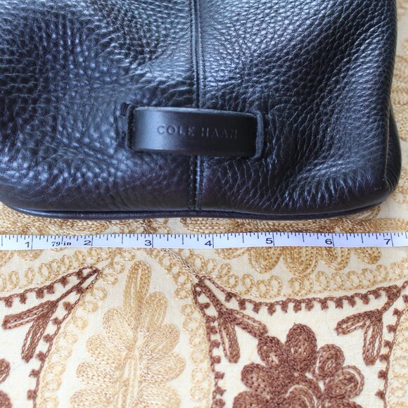 Cole Haan Pebbled Leather Large Bag Black w/Brushed Gold Hardware Lots of ROOM! - Picture 12 of 16